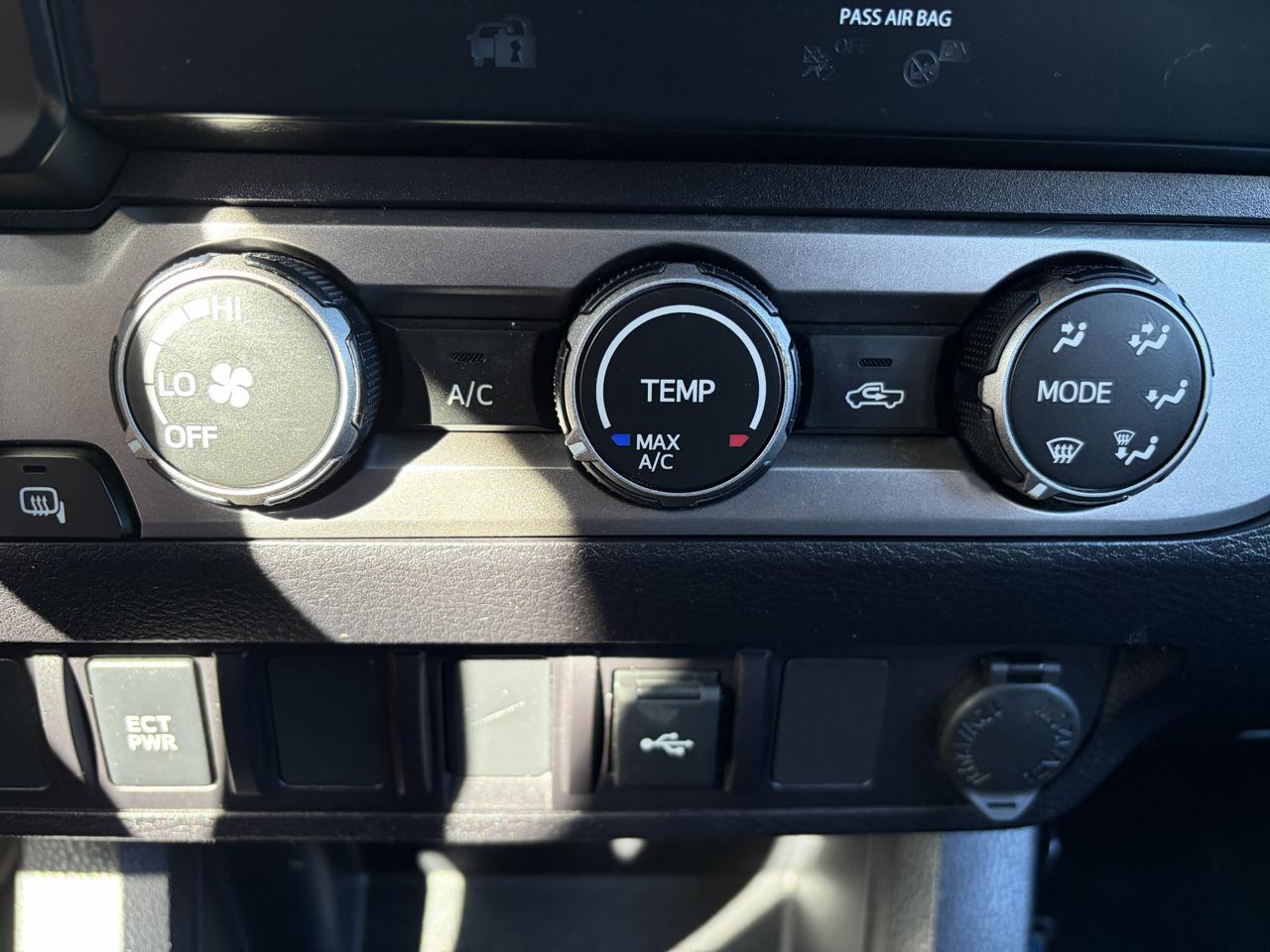 Toyota Tacoma SR5 Access Cab I4 6AT 2WD 2023