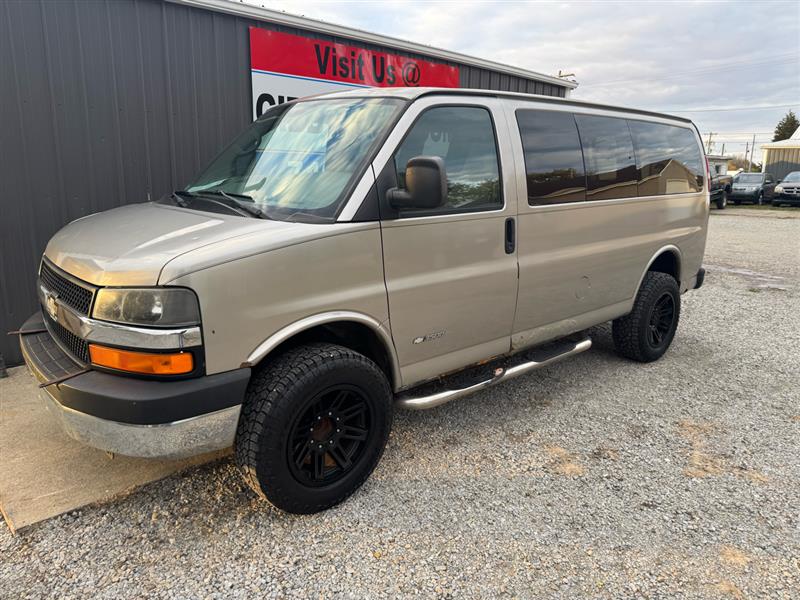 2004 Chevrolet Express 