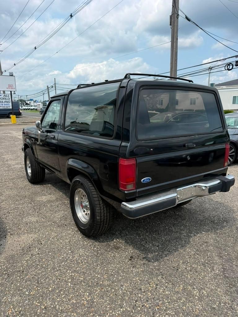 Ford Bronco II 4WD 1989