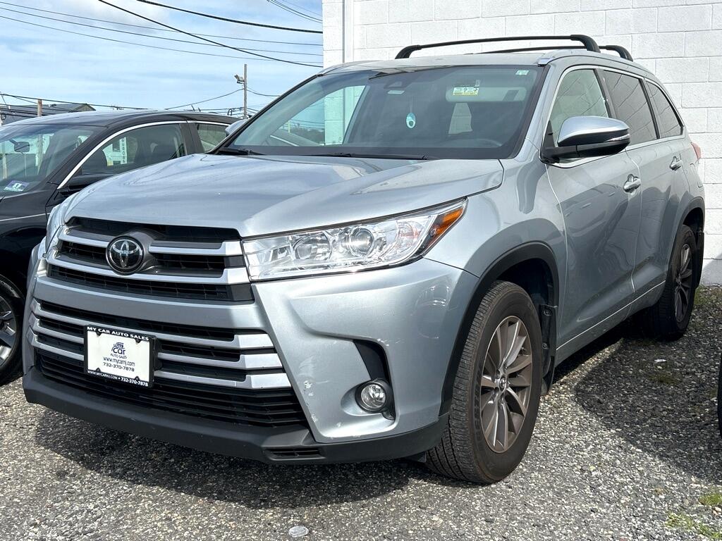 Toyota Highlander SE AWD V6 2018 Toyota Highlander SE AWD V6 2018
