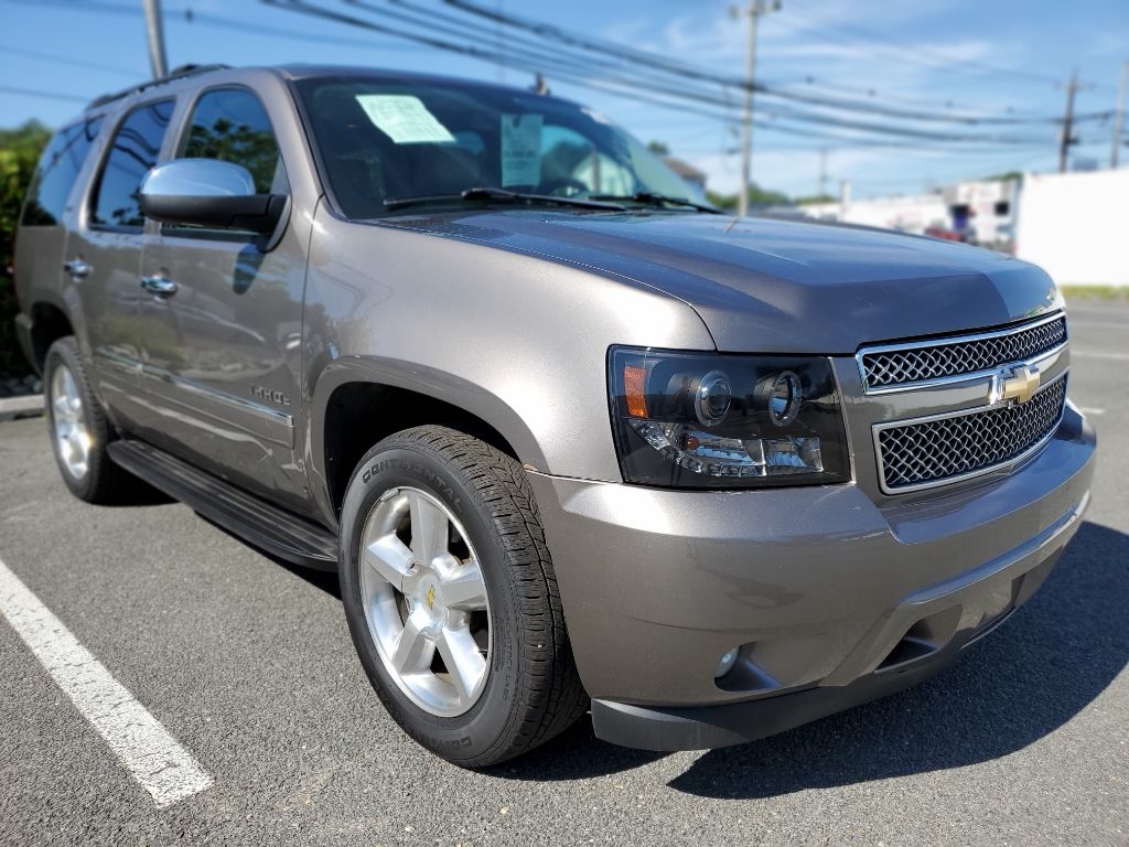2011 Chevrolet Tahoe LTZ's photo