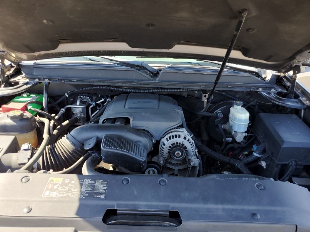 Chevrolet Tahoe LTZ 4WD 2011