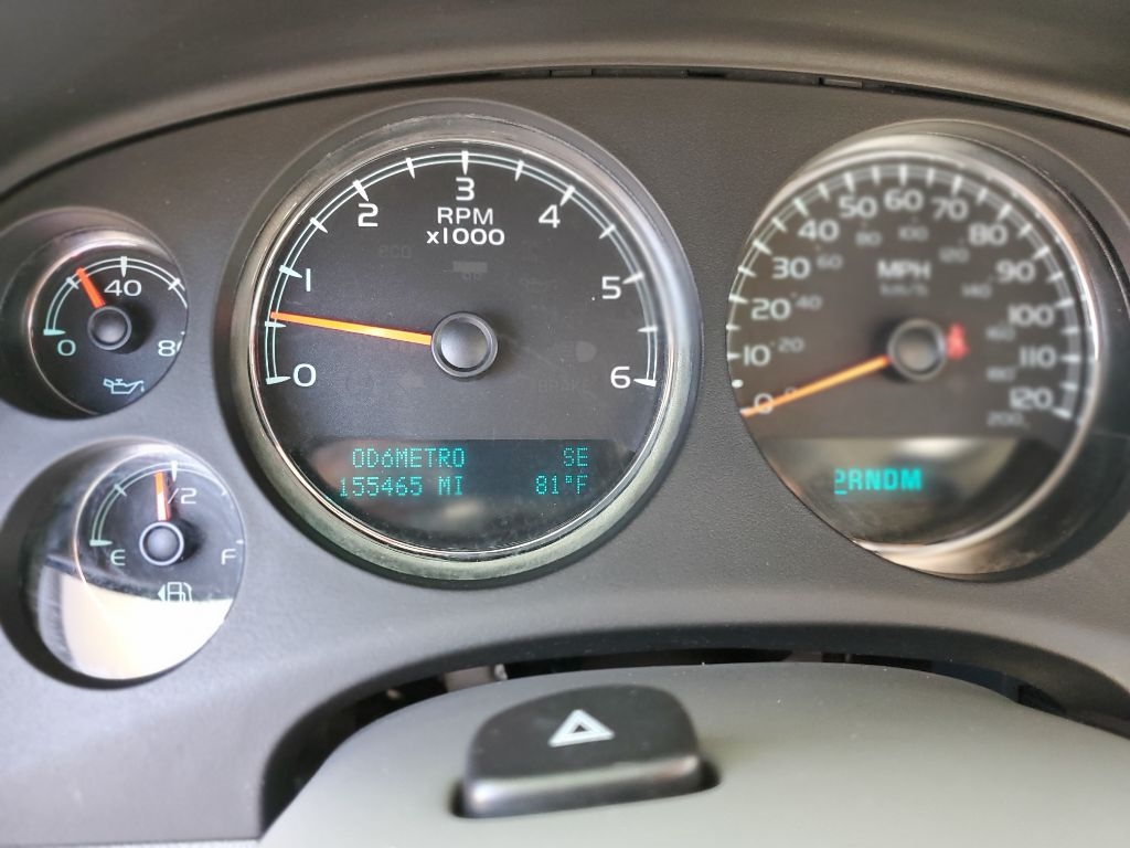 Chevrolet Tahoe LTZ 4WD 2011