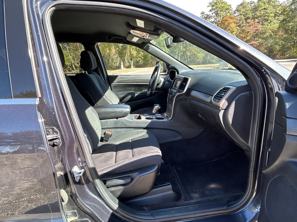 Jeep Grand Cherokee Laredo 4WD 2016