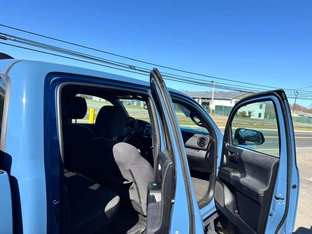 Toyota Tacoma SR5 Double Cab Long Bed V6 6AT 4WD 2019