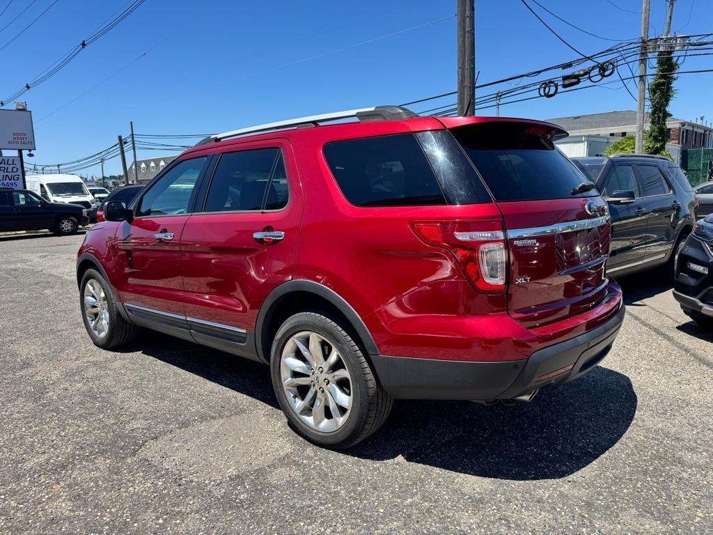 2015 Ford Explorer XLT 4x4's photo