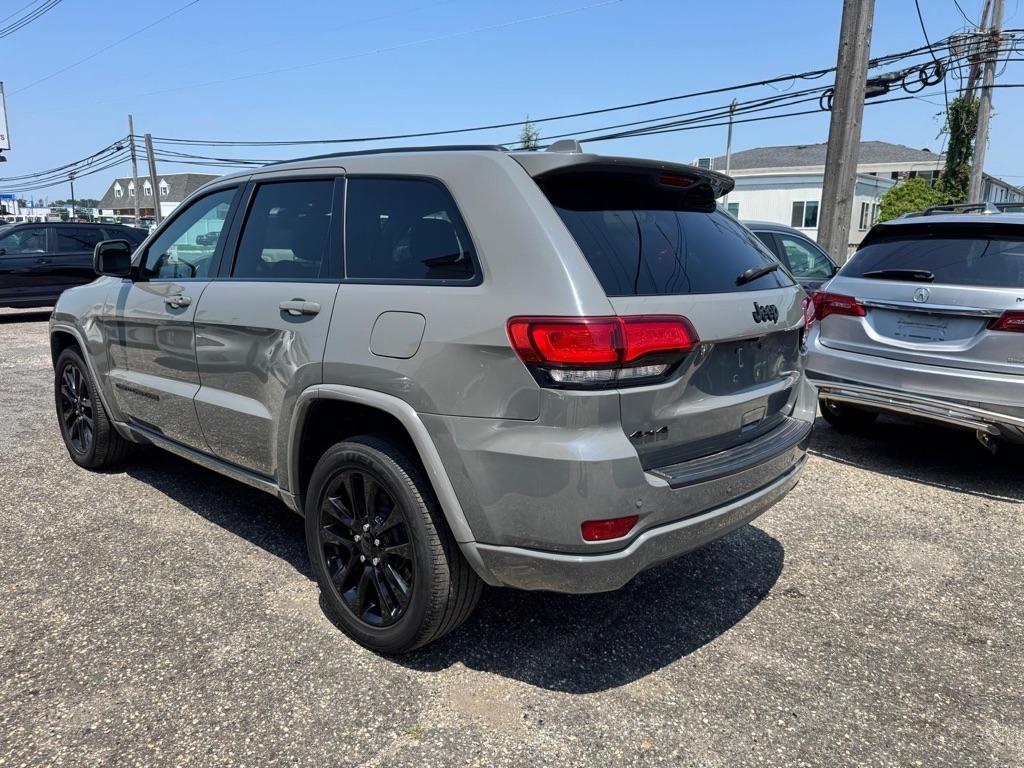 Jeep Grand Cherokee Laredo 4WD 2019