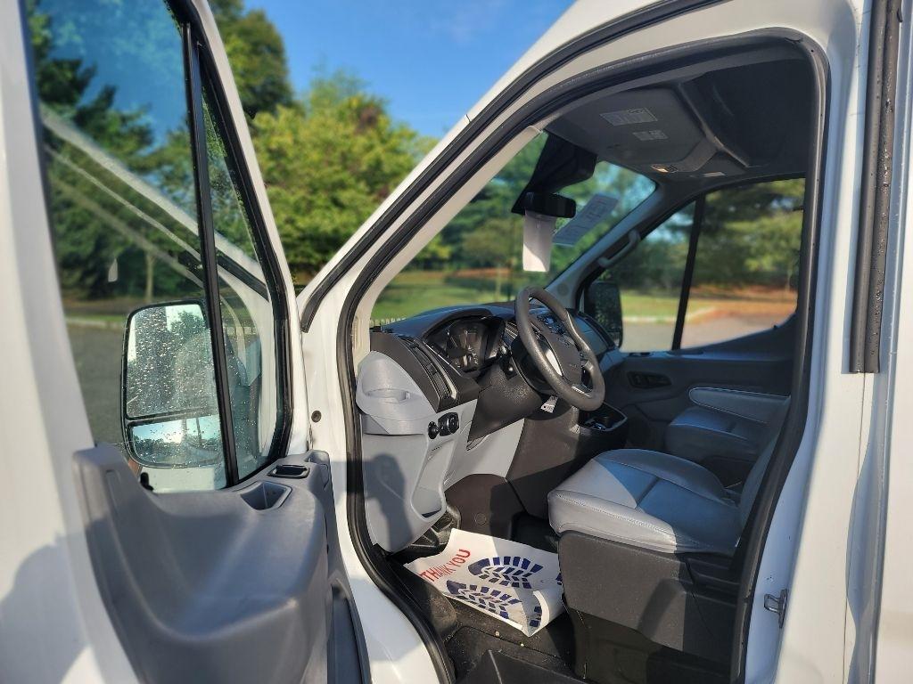 Ford Transit 250 Van High Roof w/Sliding Pass. 148-in. WB 2019
