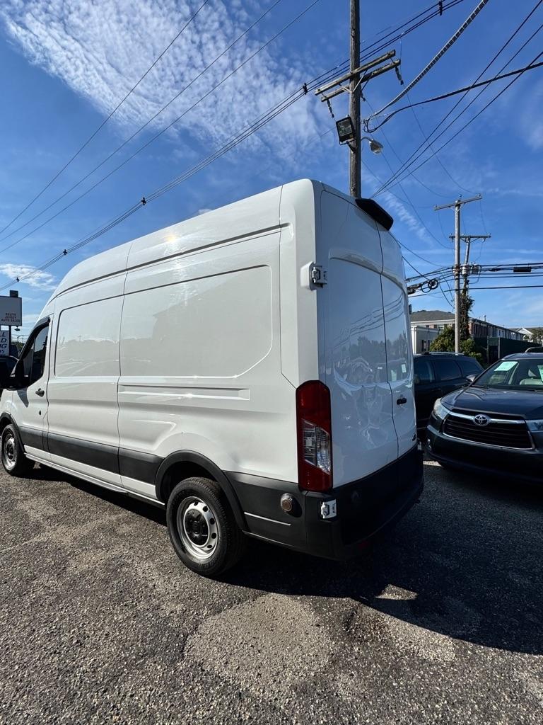 Ford Transit 250 Van High Roof w/Sliding Pass. 148-in. WB 2019
