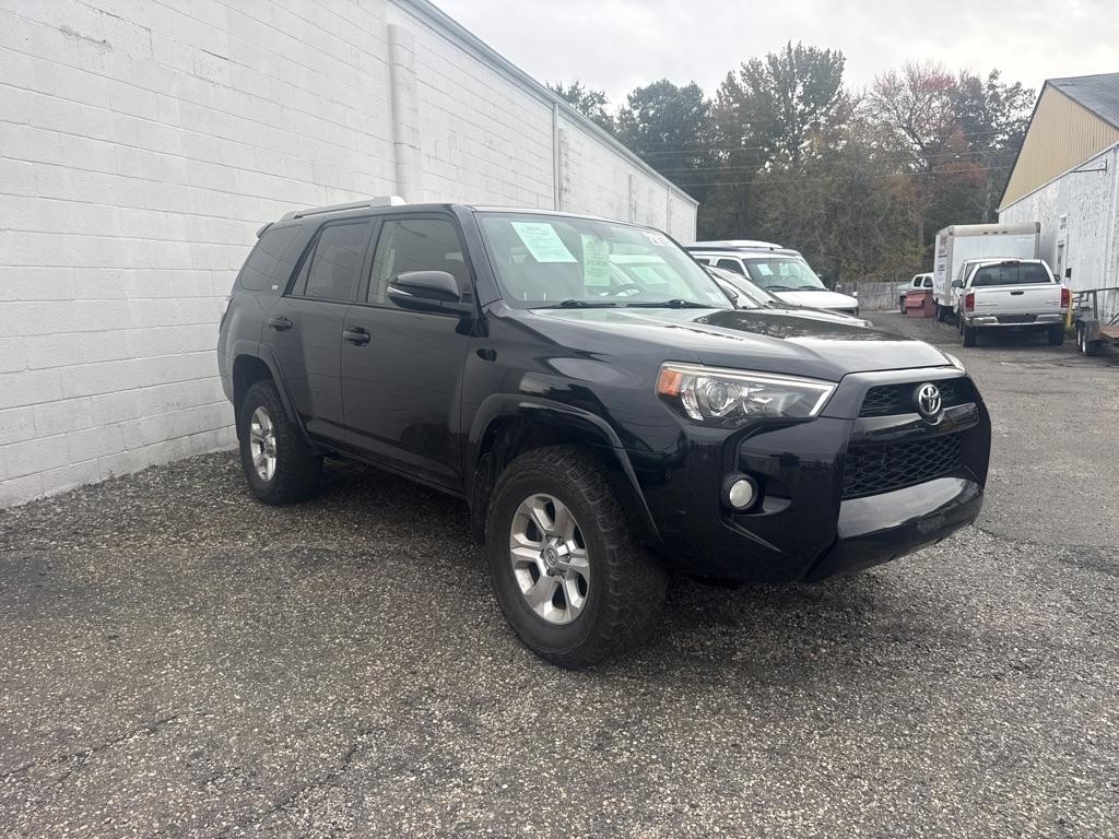 Toyota 4Runner SR5 4WD 2015