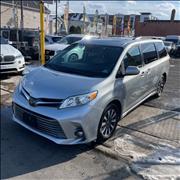 2019 Toyota Sienna 