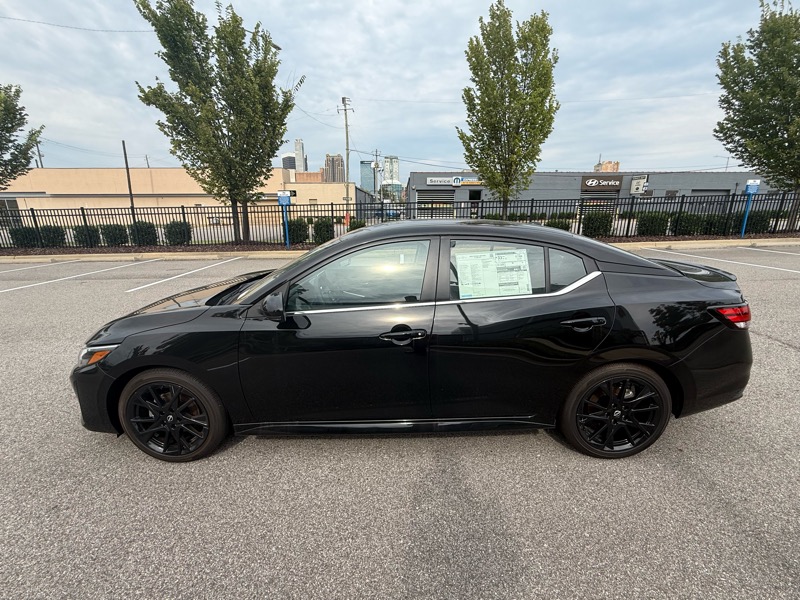 2025 Nissan Sentra SR