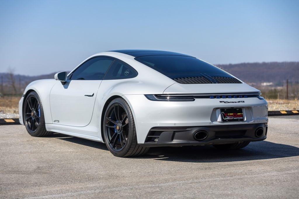 2023 Porsche 911 GTS - Photo 31