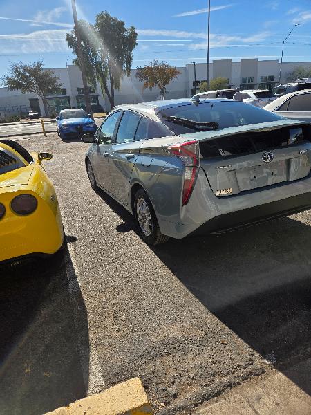 Toyota Prius Two 2016