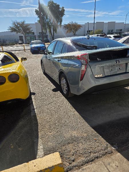 Toyota Prius Two 2016