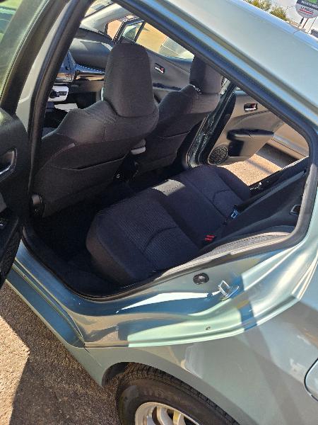 Toyota Prius Two 2016