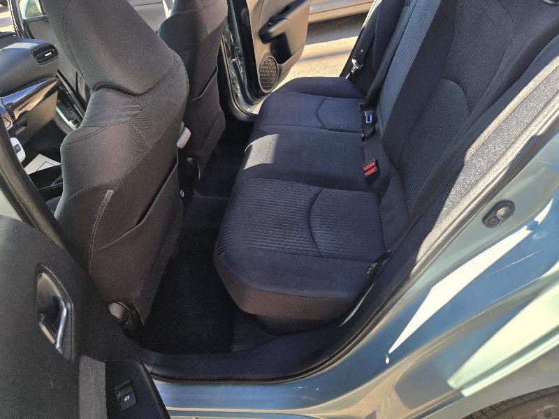 Toyota Prius Two 2016