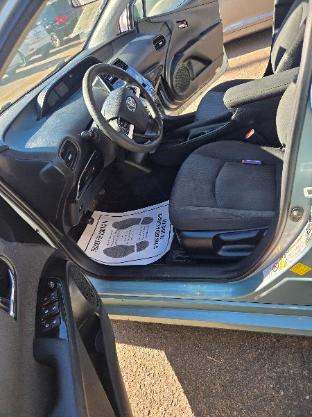 Toyota Prius Two 2016