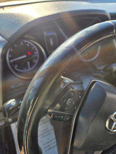 Toyota Camry SE 2021