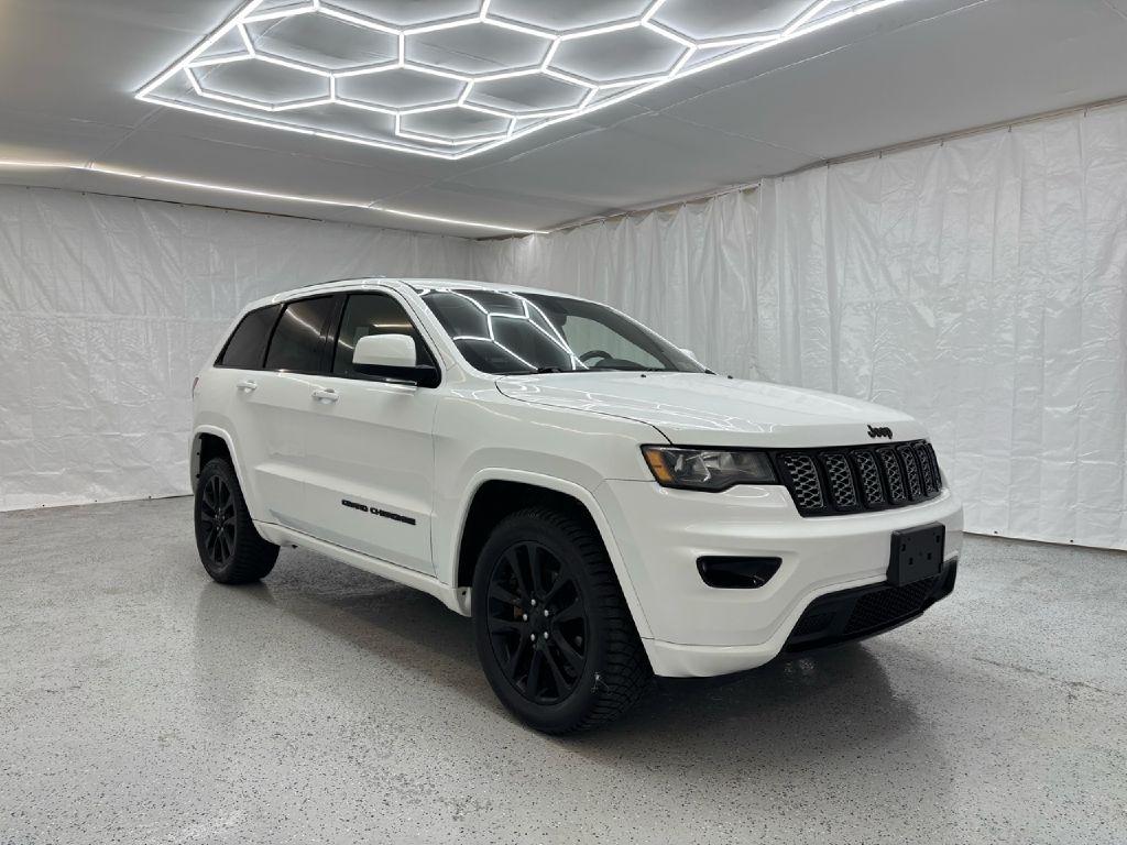 Jeep Grand Cherokee Laredo 4WD 2017