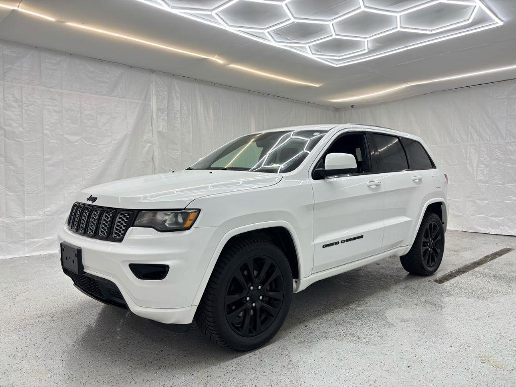 Jeep Grand Cherokee Laredo 4WD 2017