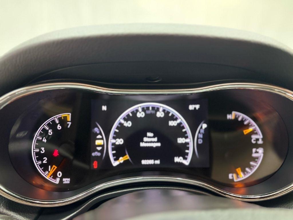 Jeep Grand Cherokee Laredo 4WD 2017