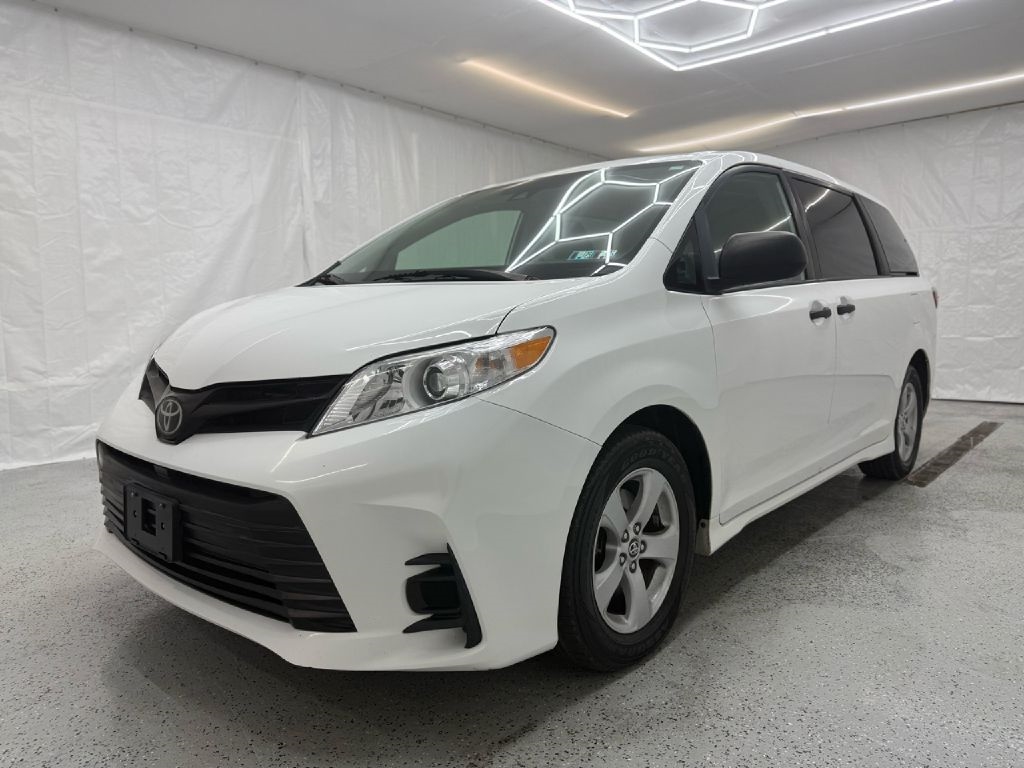 Toyota Sienna L 7-Passenger 2020 Toyota Sienna L 7-Passenger 2020