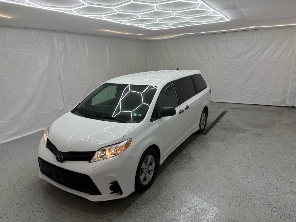 Toyota Sienna L 7-Passenger 2020 Toyota Sienna L 7-Passenger 2020