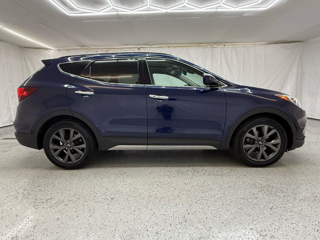 Hyundai Santa Fe Sport 2.0T AWD 2017 Hyundai Santa Fe Sport 2.0T AWD 2017