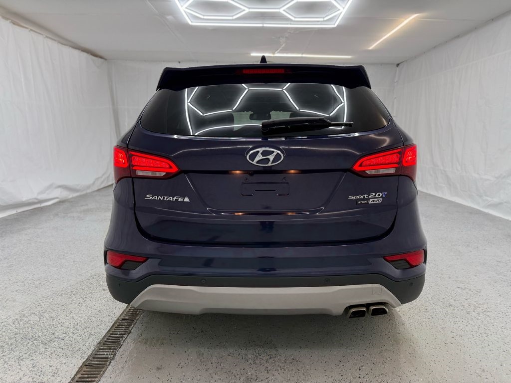 Hyundai Santa Fe Sport 2.0T AWD 2017 Hyundai Santa Fe Sport 2.0T AWD 2017