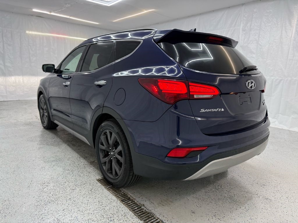 Hyundai Santa Fe Sport 2.0T AWD 2017 Hyundai Santa Fe Sport 2.0T AWD 2017