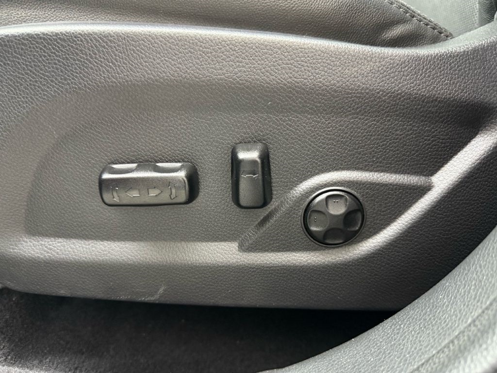 Hyundai Santa Fe Sport 2.0T AWD 2017 Hyundai Santa Fe Sport 2.0T AWD 2017