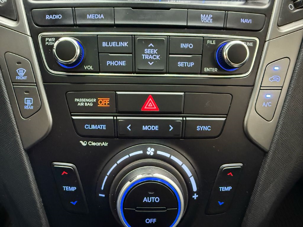 Hyundai Santa Fe Sport 2.0T AWD 2017 Hyundai Santa Fe Sport 2.0T AWD 2017