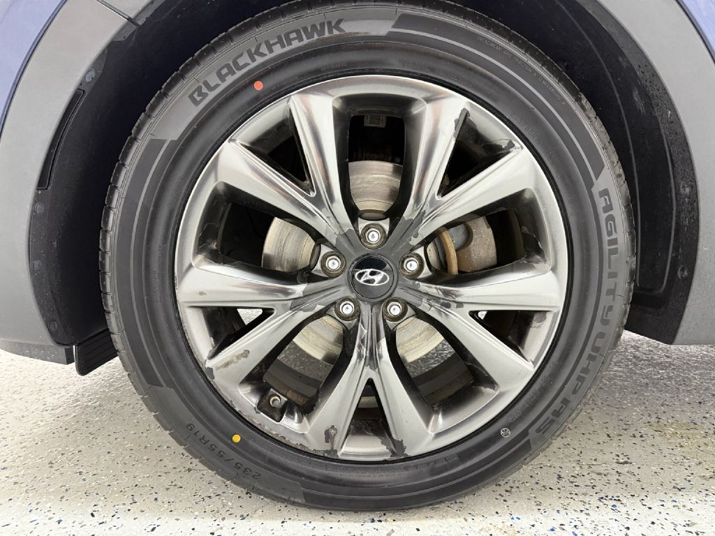 Hyundai Santa Fe Sport 2.0T AWD 2017 Hyundai Santa Fe Sport 2.0T AWD 2017