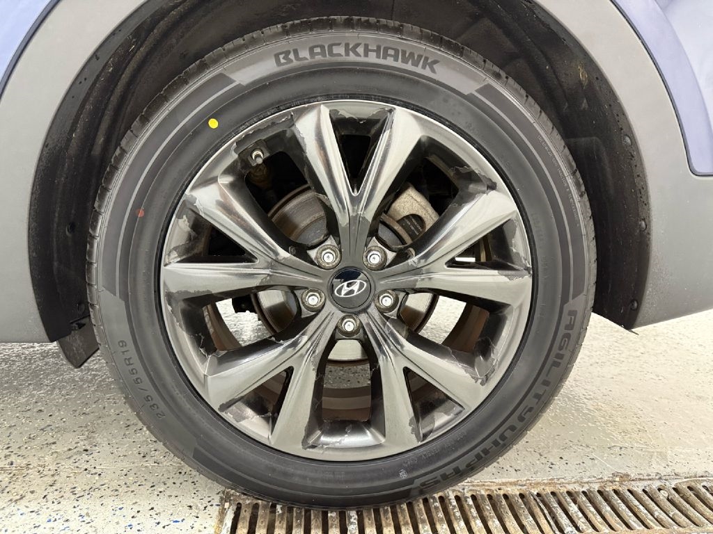 Hyundai Santa Fe Sport 2.0T AWD 2017 Hyundai Santa Fe Sport 2.0T AWD 2017