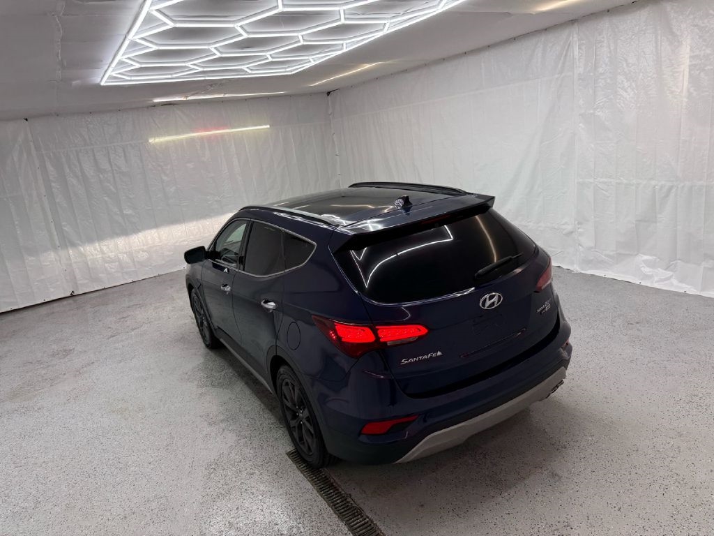 Hyundai Santa Fe Sport 2.0T AWD 2017 Hyundai Santa Fe Sport 2.0T AWD 2017
