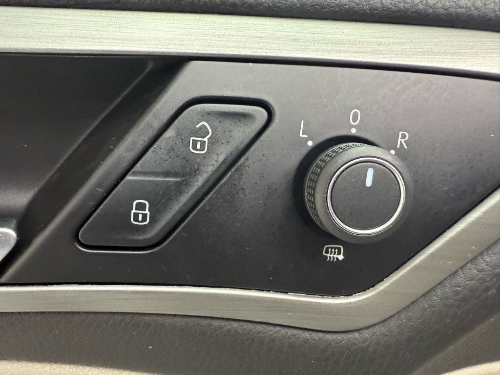 2017 Volkswagen Golf TSI S photo 12