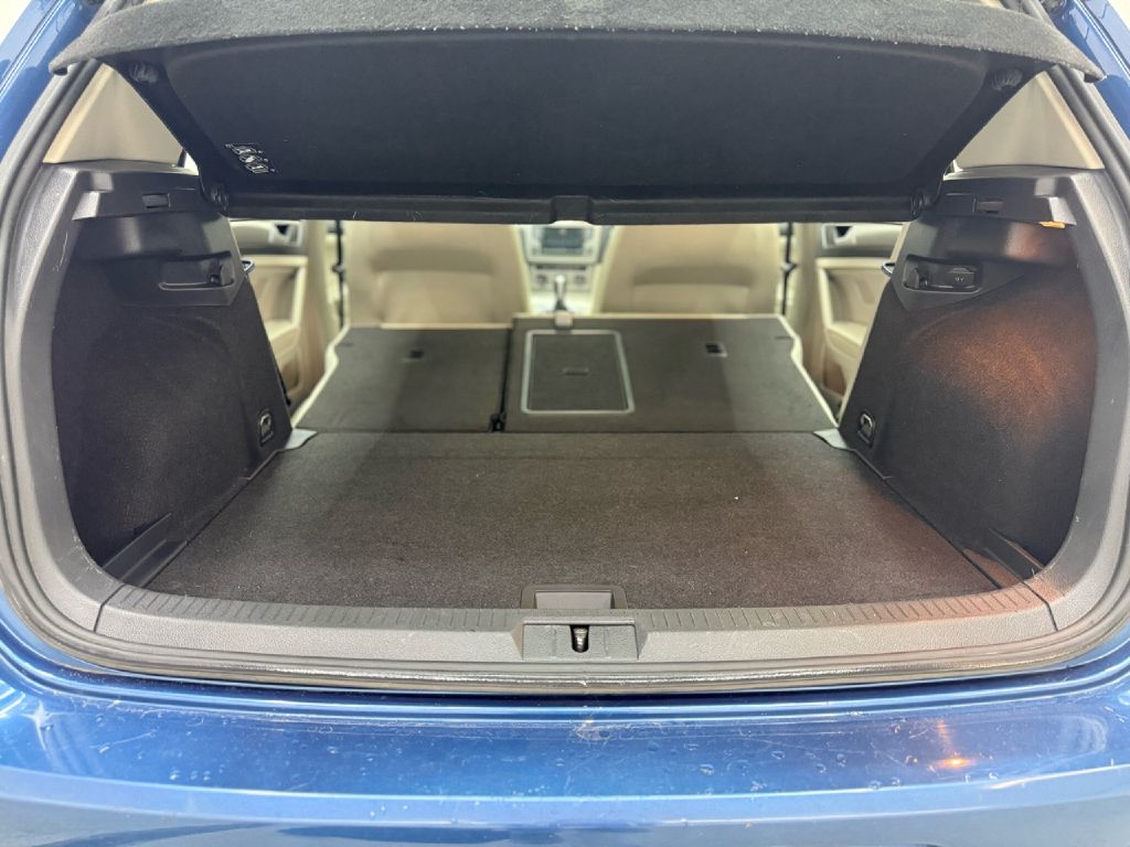 2017 Volkswagen Golf TSI S photo 23