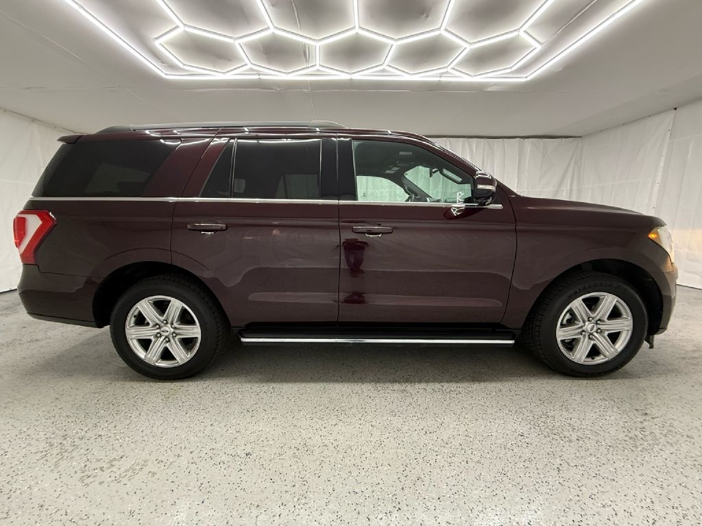 2020 Ford Expedition XLT photo 2