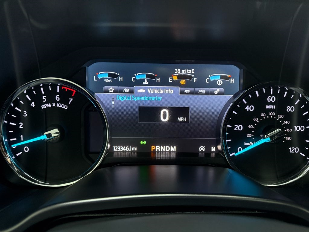2020 Ford Expedition XLT photo 17