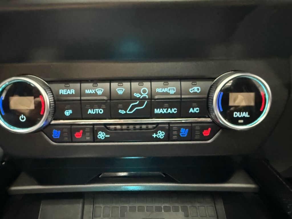 2020 Ford Expedition XLT photo 21
