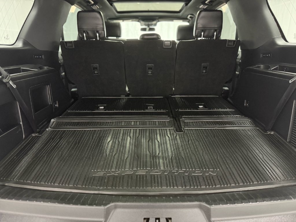 2020 Ford Expedition XLT photo 29