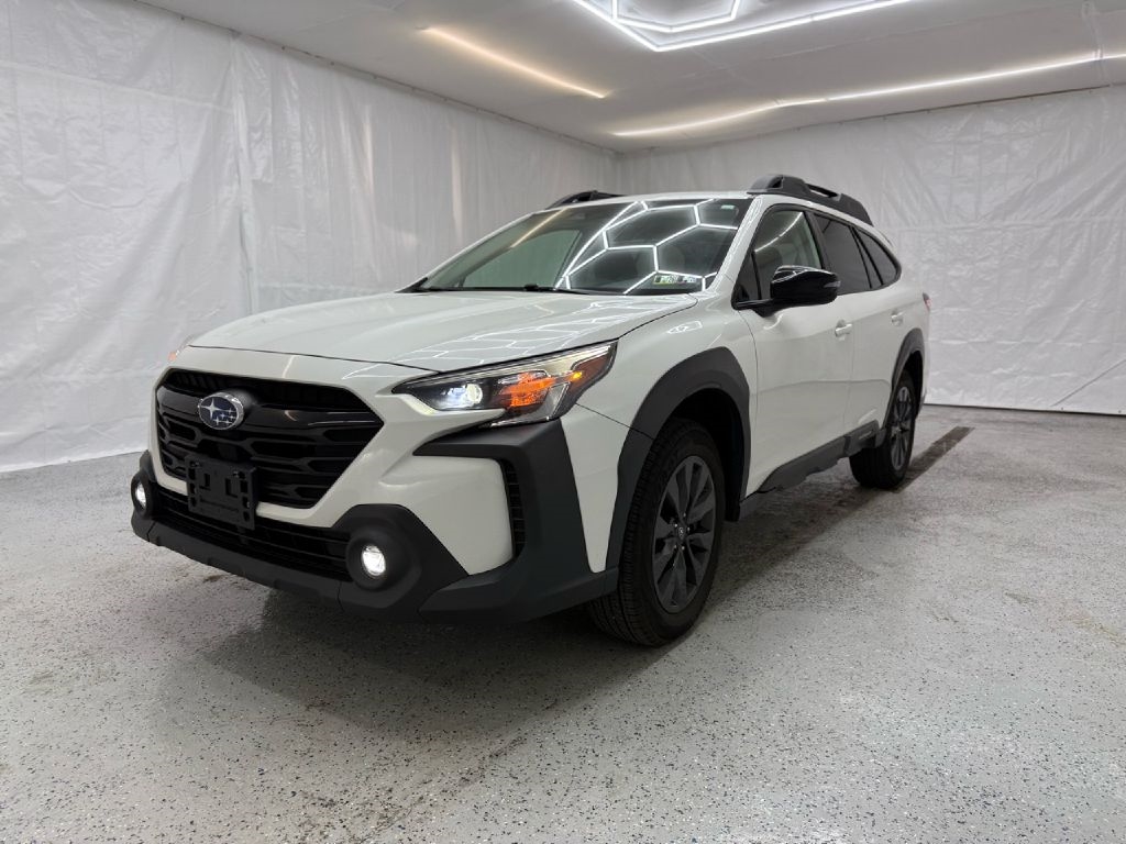 2023 Subaru Outback Onyx Edition photo 6