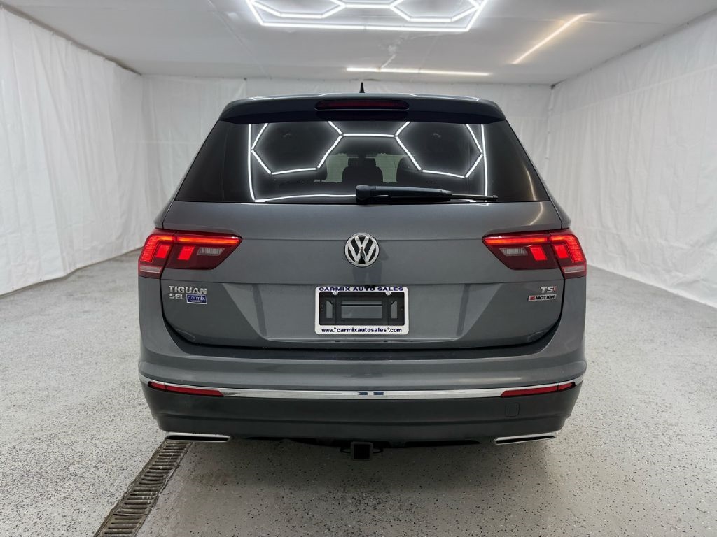 2018 Volkswagen Tiguan SE photo 3