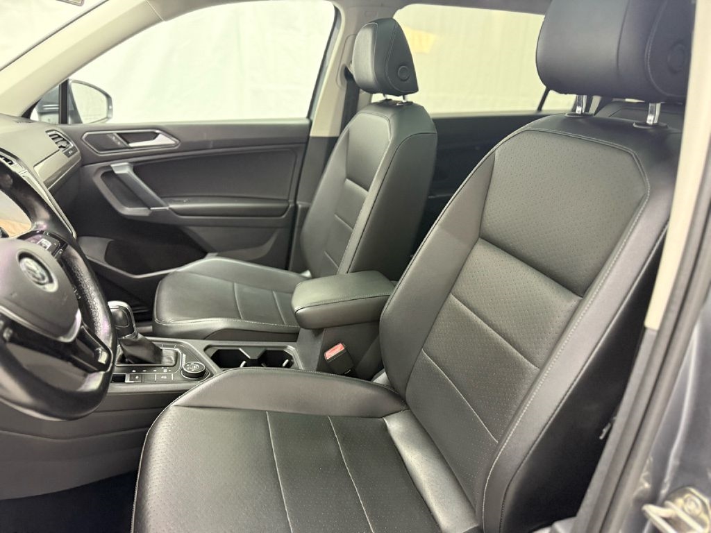 2018 Volkswagen Tiguan SE photo 8