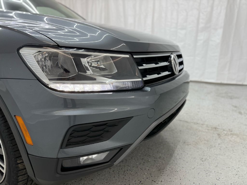 2018 Volkswagen Tiguan SE photo 32