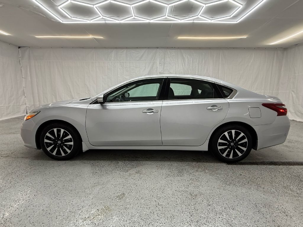 2018 Nissan Altima 2.5 S photo 5