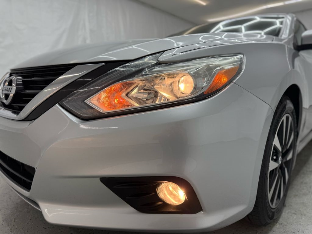 2018 Nissan Altima 2.5 S photo 24