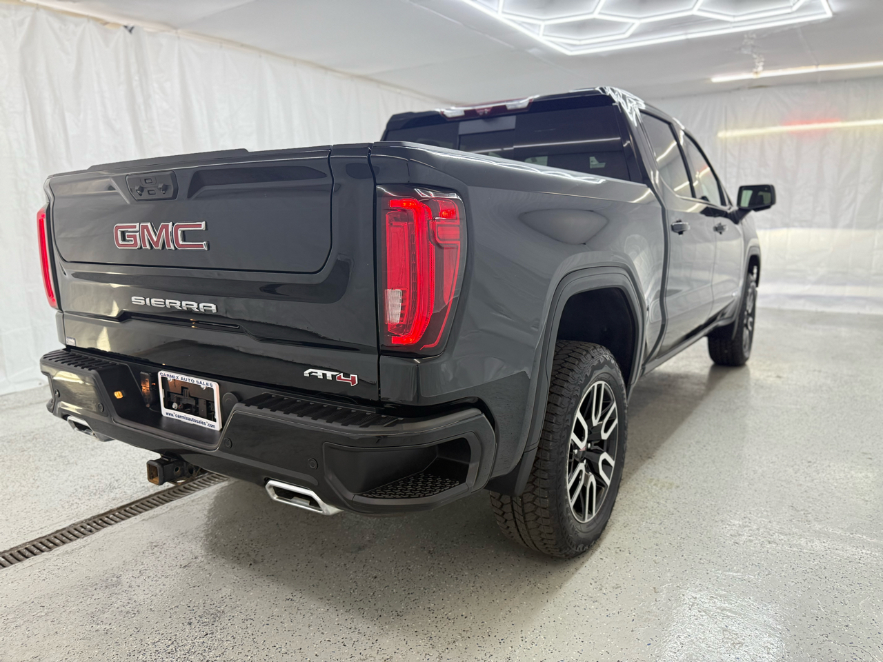 2023 Gmc Sierra 1500 AT4 photo 2