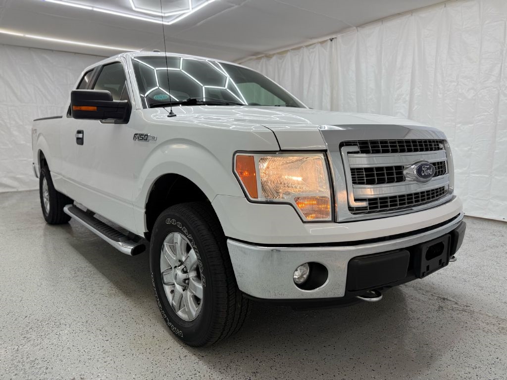 2014 Ford F-150 XL SuperCab 8-ft. Bed 4WD